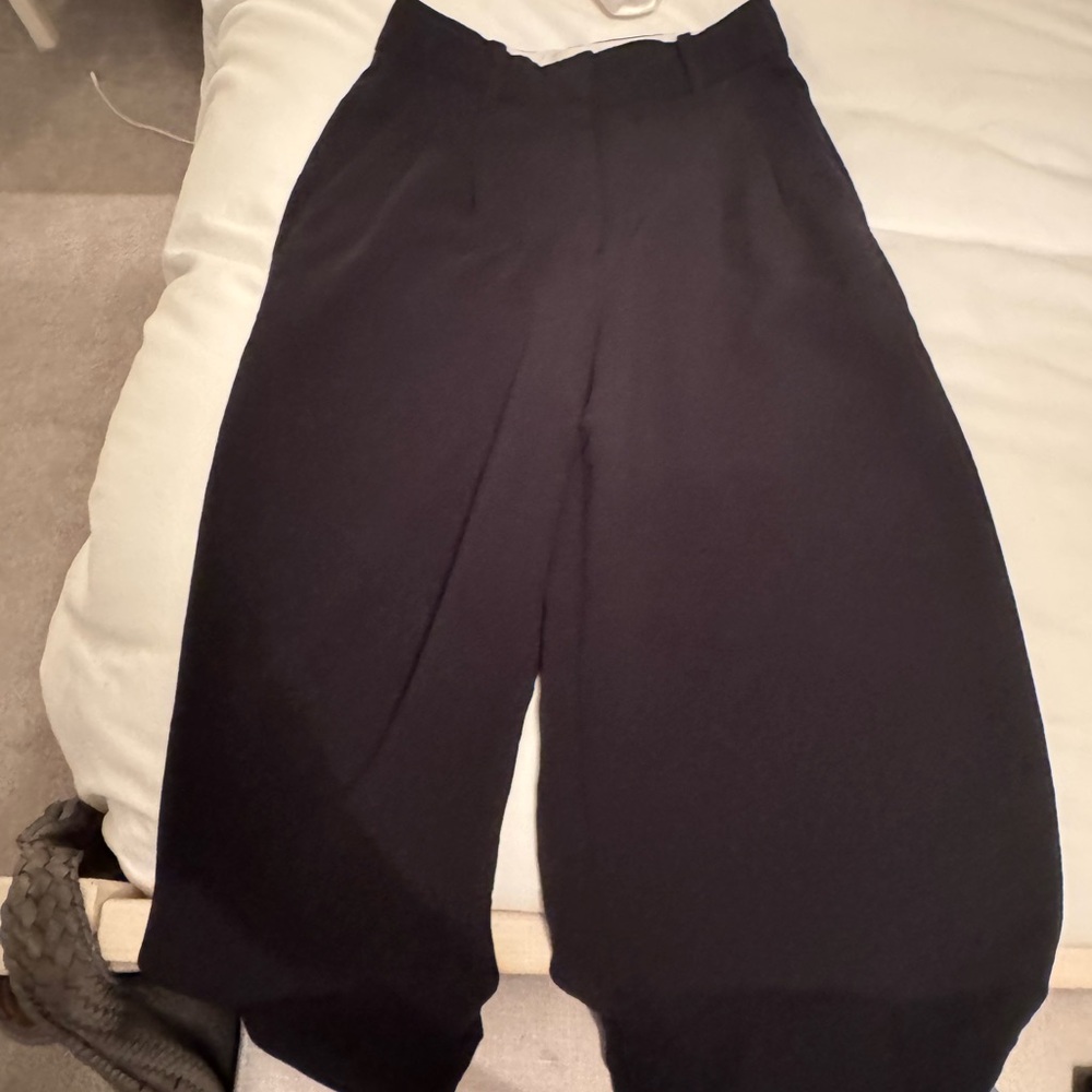 Aritzia Wilfred Black Wide Leg Pants